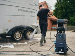 Högtryckstvätt