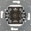 Tryckknappsinsats